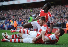 Ozil và Ramsey đã ăn ý ra sao ở trận thắng của Arsenal trước West Ham