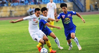 Video bàn thắng: Hà Nội T&T 4-3 HAGL (Vòng 11 V-League 2015)