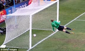 10 bàn thắng bị từ chối kinh điển nhất mọi thời đại