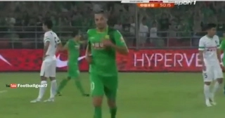 Tiền đạo Zlatan Ibrahimovic đã chuyển sang Trung Quốc thi đấu?