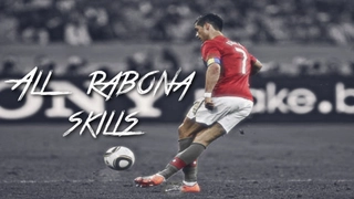 VIDEO: Ronaldo ghi bàn bằng rabona trên sân tập cực ngẫu hứng