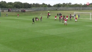 Bàn thắng đẹp nhất lịch sử Premier League phiên bản ... khuyết danh