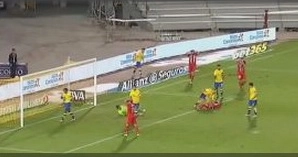 Video clip bàn thắng: Las Palmas 2-0 Sevilla (Vòng 5 La Liga 2015/2016)