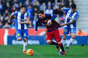 Video clip bàn thắng: Espanyol 0-0 Barca (Vòng 18 La Liga 2015/16)