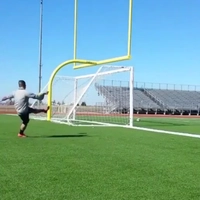 Những bàn thắng cực kì dị trên sân tập