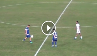 3 huyền thoại bóng đá Ronaldinho, Totti và Maradona phô diễn khả năng