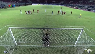 Văn Quyết gỡ hòa 1-1 từ chấm 11m (Bán kết Indonesia vs Việt Nam)