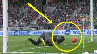 Các pha ghi bàn theo kiểu hạ nhục thủ môn