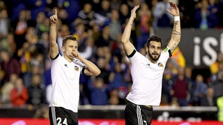 Video clip bàn thắng: Valencia 2-1 Espanyol (Vòng 24 La Liga 2015/2016)