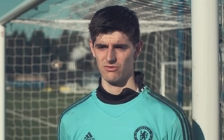Thủ môn Courtois (Chelsea) đã tập luyện thành tài ra sao?
