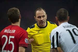 Tổng hợp các màn động thủ ở trận đấu Bayern 4-2 Juventus