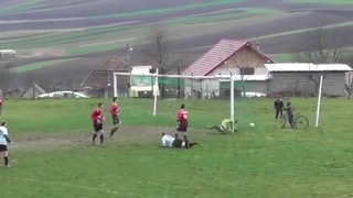 Bàn thắng ma phiên bản mới nhất từ Romania