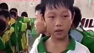 Clip độc: Xem tiền vệ Xuân Trường chơi bóng lúc còn bé