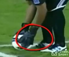 Màn câu giờ không thể tin nổi trong bóng đá