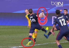 Bi kịch với Barca trong 4 phút ngắn ngủi: Bị phạt đền và mất ... phạt đền