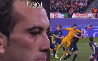 Đánh đồng hương thâm tím mắt, Luis Suarez chỉ bị phạt thẻ vàng