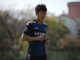 Video clip bàn thắng: Incheon 0-1 Gwangju (Vòng 11 K-League 2016)