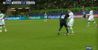 Hậu vệ Marcelo ăn vạ thô thiển trận Wolfsburg 2-0 Real Madrid