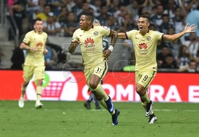 Thánh sút phạt: 1 trận 2 siêu phẩm thần sầu