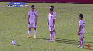 Hai màn dàn xếp đá phạt siêu độc ở vòng 11 V-League 2016