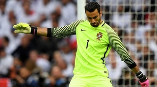 Những pha cứu thua ấn tượng nhất VCK EURO 2016