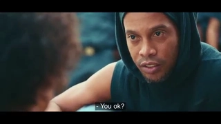 Ronaldinho phô diễn kỹ thuật trong video quảng bá Olympic 2016