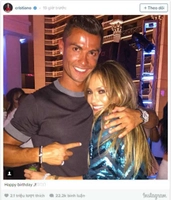 Ronaldo quẩy nhiệt tình cùng bồ cũ ở tiệc sinh nhật Jennifer Lopez
