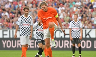 Tái hiện pha đá luân lưu 11m trứ danh của Zaza ở Euro 2016