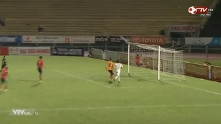 Pha cứu thua hay của hậu vệ Long An gây sốt cộng đồng mạng