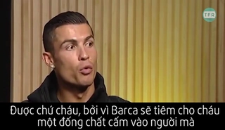 Ronaldo liên tục bình luận đá xoáy khi xem phim vinh danh Messi