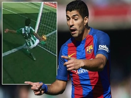 Cận cảnh bàn thắng ma ở trận Betis 1-1 Barca