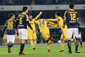 Tổng hợp: Verona 1-3 Juventus (Vòng 19 Serie A 2017/18)