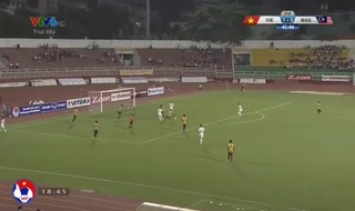 Công Phượng kiến tạo cho Văn Toàn ghi bàn vào lưới U23 Malaysia