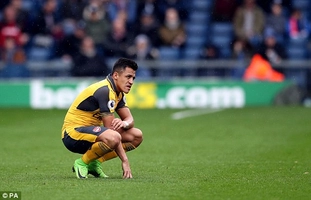 Tổng hợp: West Brom 3-1 Arsenal (Vòng 29 NHA 2016/17)