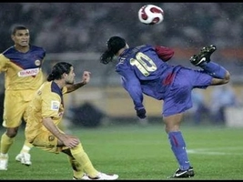 Tuyển tập các màn qua người đỉnh cao của bóng đá thế giới