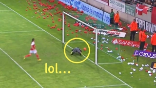 Các pha ghi bàn độc kiểu sỉ nhục đối phương