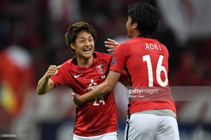 Sao trẻ Nhật Bản gây sốt nhờ solo ghi bàn như Messi