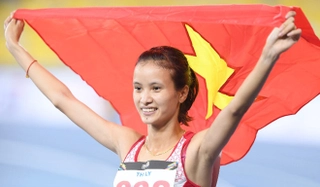 Vũ Thị Ly đoạt HCV nội dung chạy 800m nữ