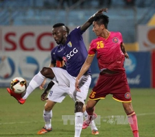 Hà Nội 2-2 Sài Gòn: Nhà ĐKVĐ bị cầm chân tại Hàng Đẫy