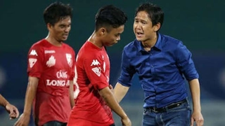 Long An 2-2 Khánh Hòa: Chia điểm đáng tiếc