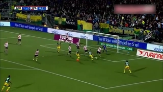 Màn cứu thua khó tin của thủ môn bóng đá