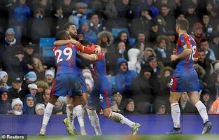 Video tổng hợp: Man City 2-3 Crystal Palace (Vòng 18 Premier League 2018/19)