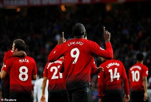 Video tổng hợp: MU 4-1 Fulham (Vòng 16 Premier League 2018/19)