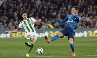 Tổng hợp: Betis 3-5 Real Madrid (Vòng 24 La Liga 2017/18)
