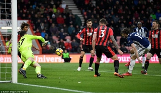 Tổng hợp: Bournemouth 2-1 West Brom (Vòng 31 Premier League 2017/18)