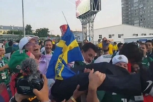 Phản ứng trái chiều của CĐV Đức vs Hàn Quốc sau trận cầu lịch sử