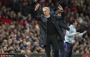 Video tổng hợp: MU 0-3 Tottenham (Vòng 3 Premier League 2018/19)