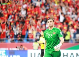 Clip chế: Thủ môn Văn Lâm quẩy Vinahey để cản 11m