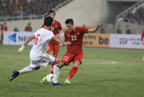 VIDEO: Siêu phẩm khó tin của Tiến Linh làm cháy lưới UAE