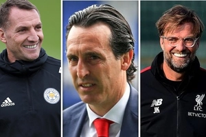 VIDEO: Các HLV phản ứng thế nào khi Mourinho dẫn dắt Tottenham?